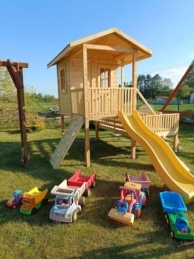 Apartamenty "Anusia" Ledzin Exterior photo
